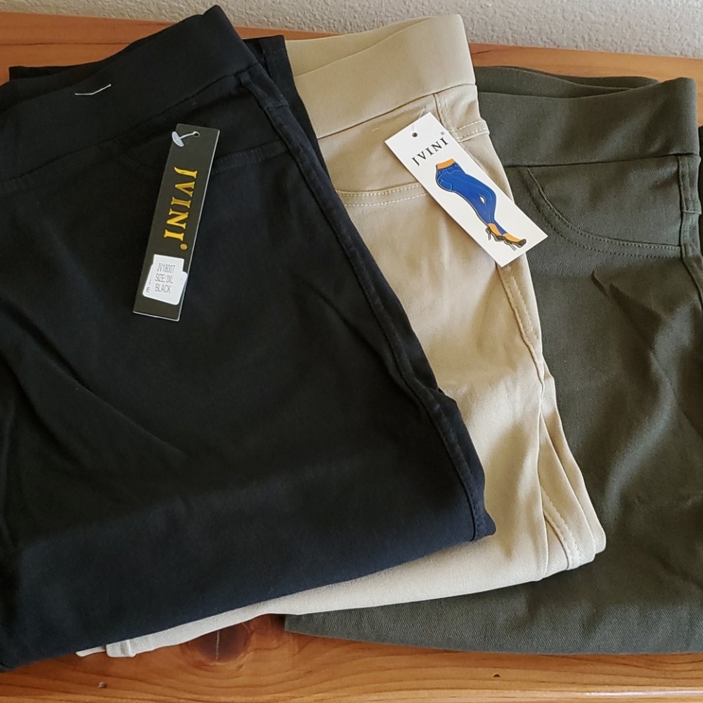 Women’s Jivini  Capris Shorts Pockets Stre…